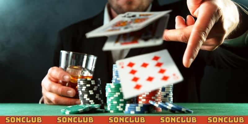 Học hỏi chiến thuật sau đó áp dụng linh hoạt